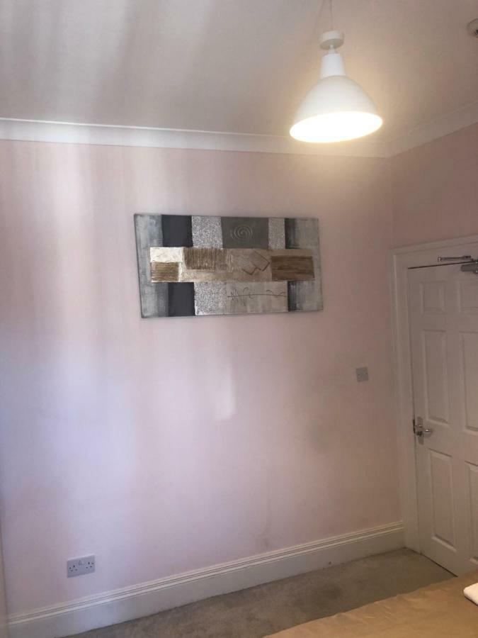 Hotel Cheapsleepz 49 Moscow Drive Liverpool Zewnętrze zdjęcie