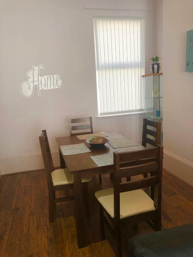 Hotel Cheapsleepz 49 Moscow Drive Liverpool Zewnętrze zdjęcie