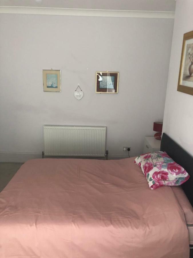 Hotel Cheapsleepz 49 Moscow Drive Liverpool Zewnętrze zdjęcie
