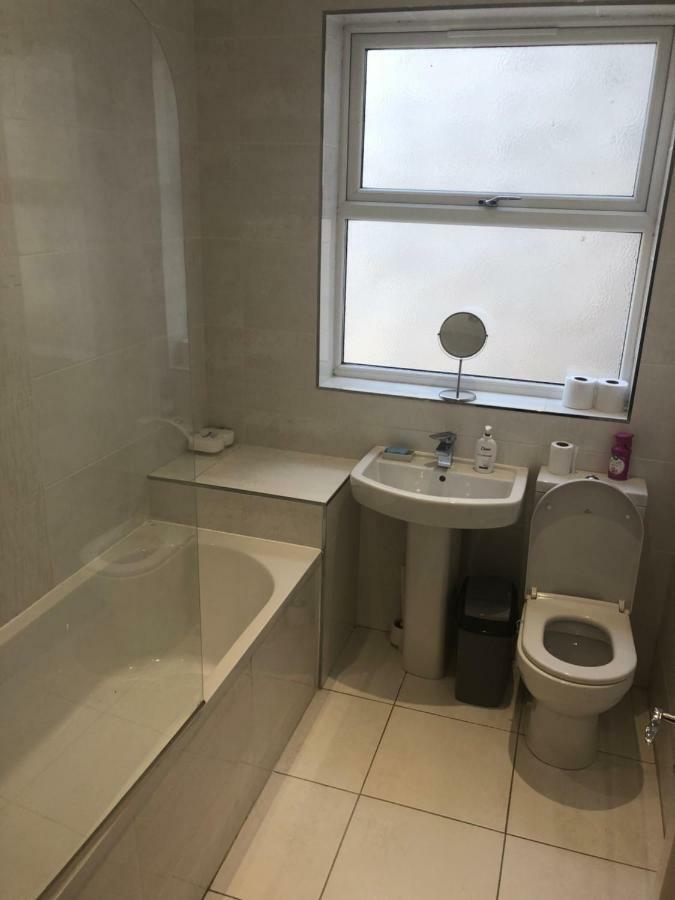 Hotel Cheapsleepz 49 Moscow Drive Liverpool Zewnętrze zdjęcie